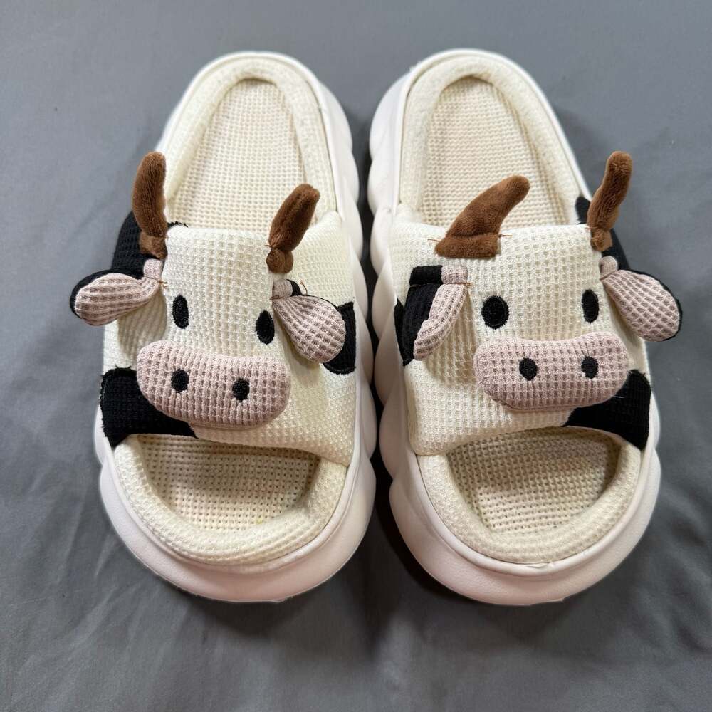 Cow Print Platform Slippers Size W 10-11